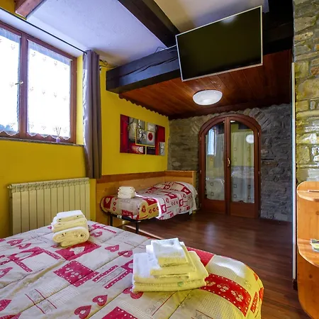 Arthemisia Pensión 3*