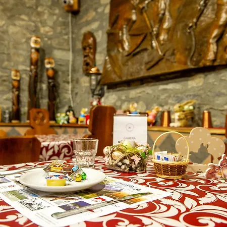 Arthemisia Pensión 3*